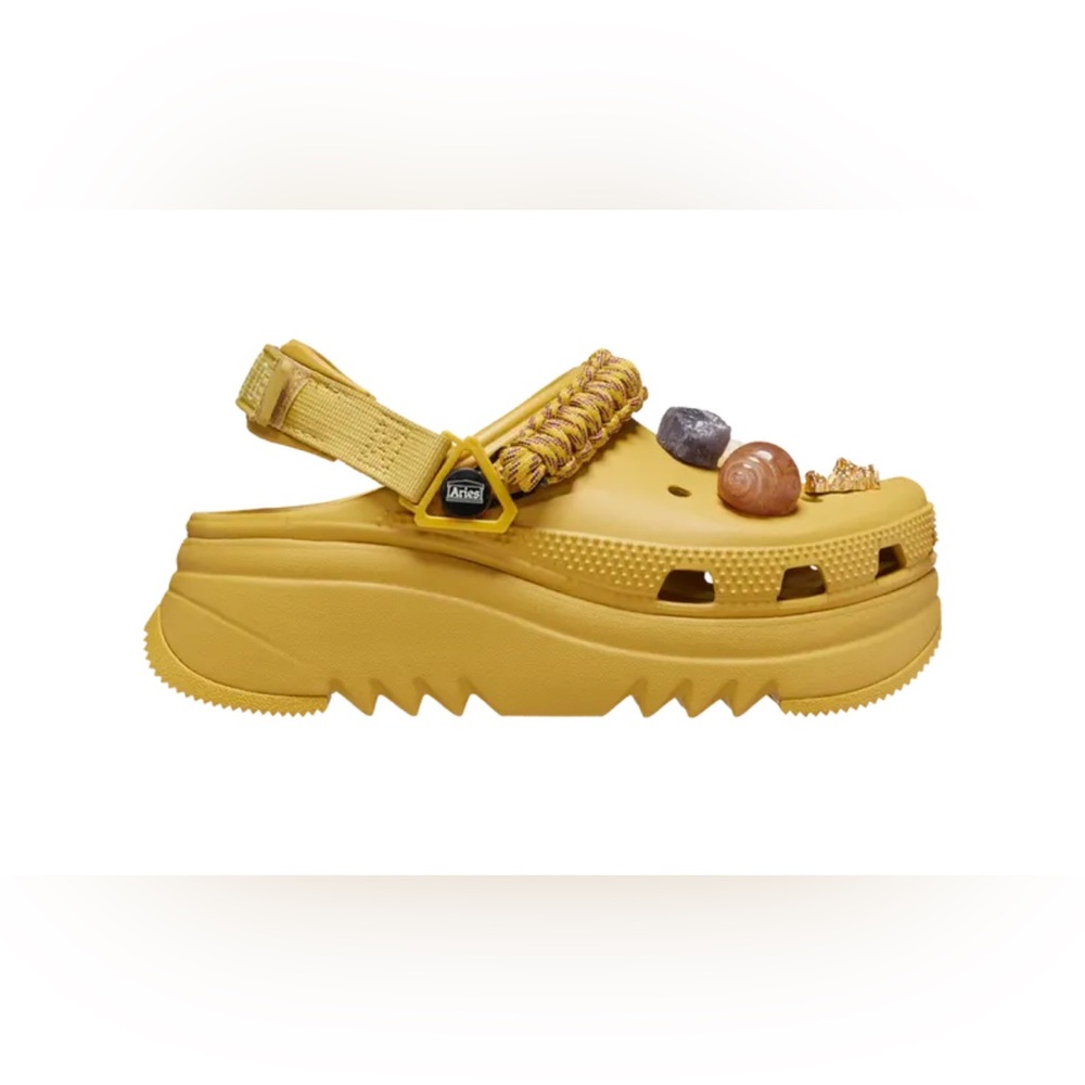 Aries x Classic Hiker Xscape Clog 'Desert Grass'